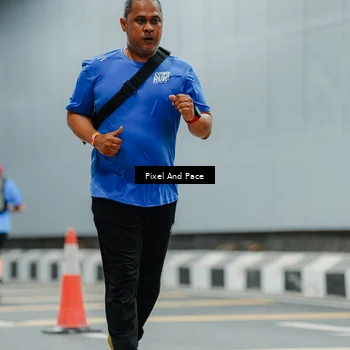 Runner Photo 7817384