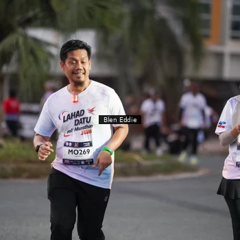Runner Photo 7817390