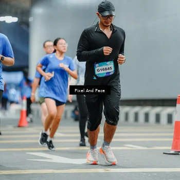 Runner Photo 7817415