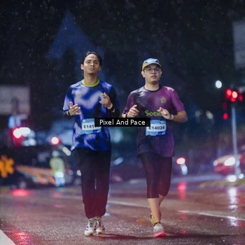 Runner Photo 7817418
