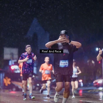 Runner Photo 7817423