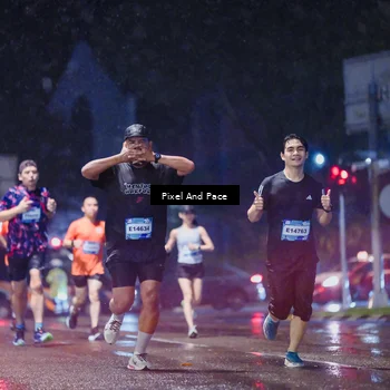 Runner Photo 7817425