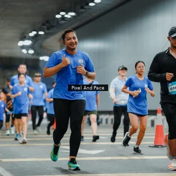 Runner Photo 7817430