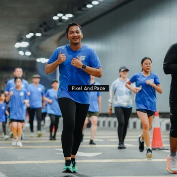 Runner Photo 7817453