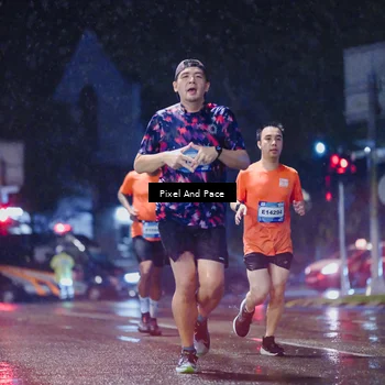 Runner Photo 7817464