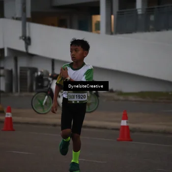 Runner Photo 7817479