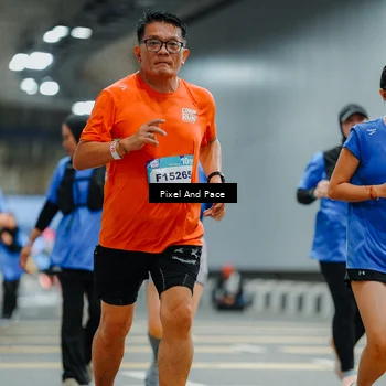Runner Photo 7817498