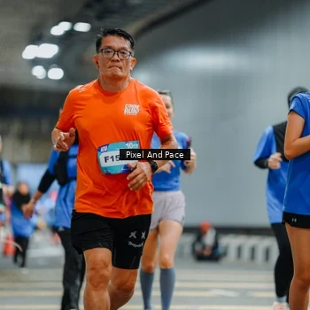 Runner Photo 7817499