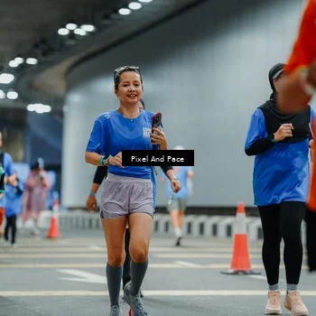 Runner Photo 7817511