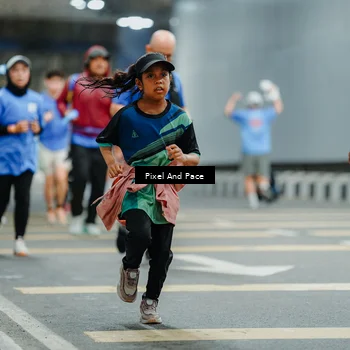 Runner Photo 7817553
