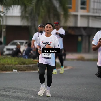 Runner Photo 7817557