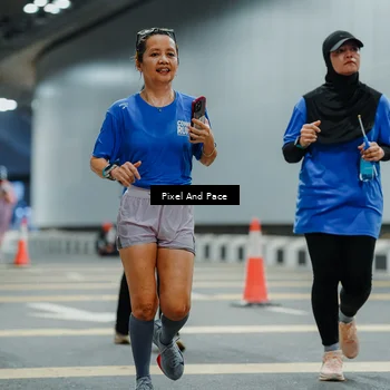 Runner Photo 7817562
