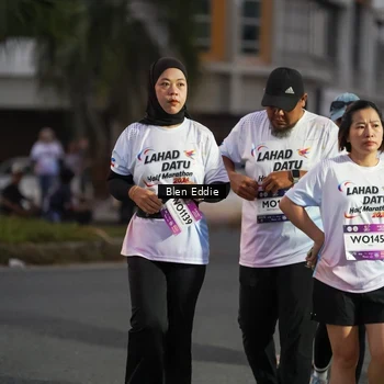 Runner Photo 7817564