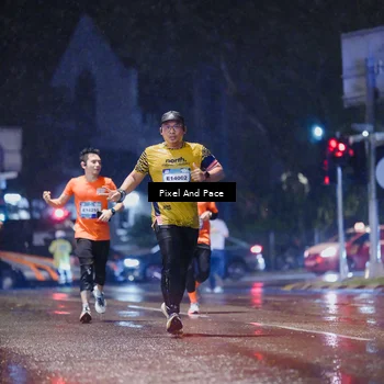 Runner Photo 7817690