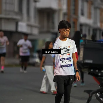 Runner Photo 7817704