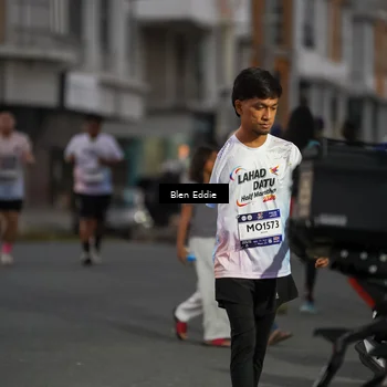 Runner Photo 7817705