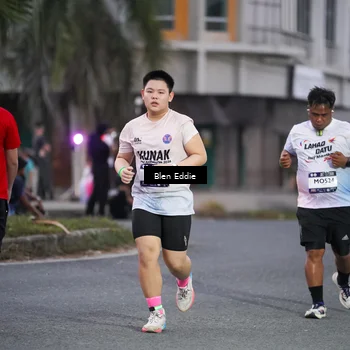 Runner Photo 7817715