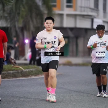 Runner Photo 7817721