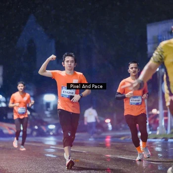 Runner Photo 7817747