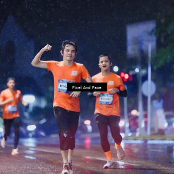 Runner Photo 7817768