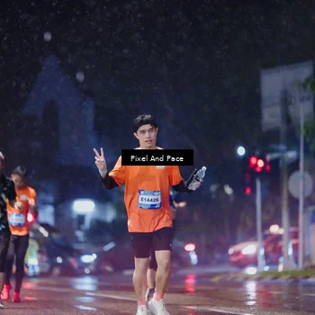 Runner Photo 7817834