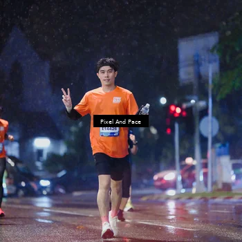Runner Photo 7817843