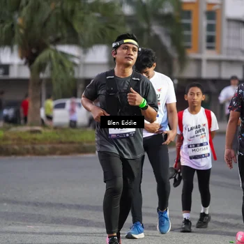 Runner Photo 7817916