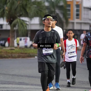 Runner Photo 7817917