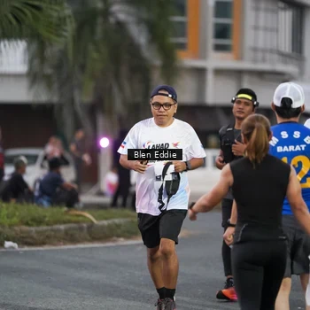 Runner Photo 7817918
