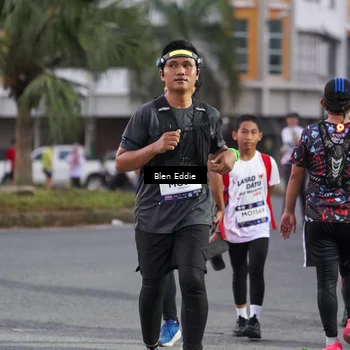 Runner Photo 7817923