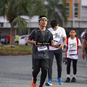 Runner Photo 7817926