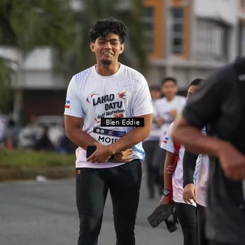 Runner Photo 7817934