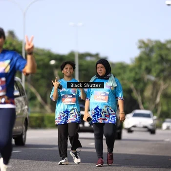 Runner Photo 7817936