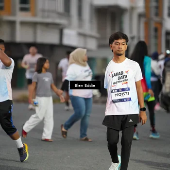 Runner Photo 7817954