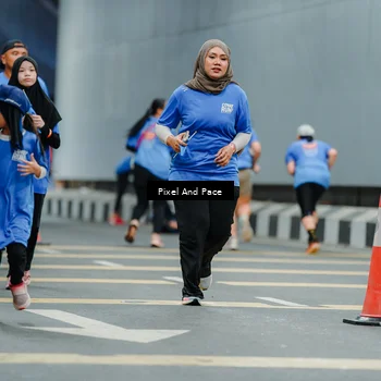 Runner Photo 7817956