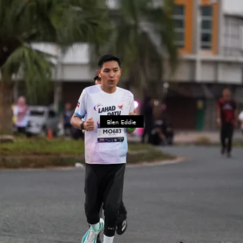 Runner Photo 7817958