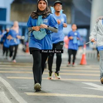 Runner Photo 7817984