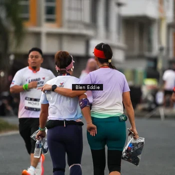 Runner Photo 7818020