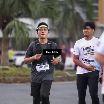 Runner Photo 7818048