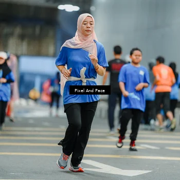Runner Photo 7818050