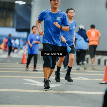 Runner Photo 7818051