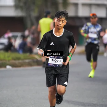 Runner Photo 7818056