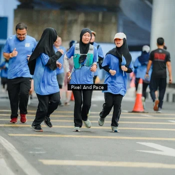Runner Photo 7818079