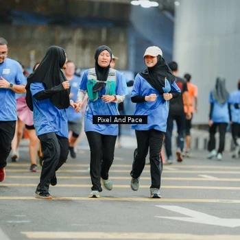 Runner Photo 7818097