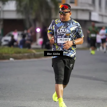 Runner Photo 7818105