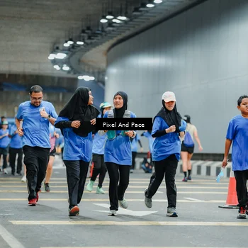 Runner Photo 7818108