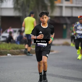 Runner Photo 7818116