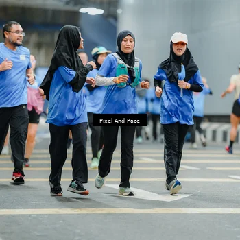 Runner Photo 7818117