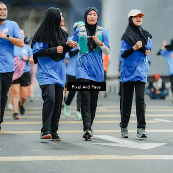 Runner Photo 7818121