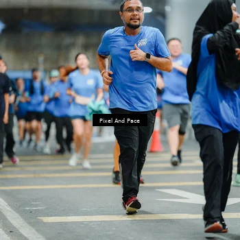 Runner Photo 7818134